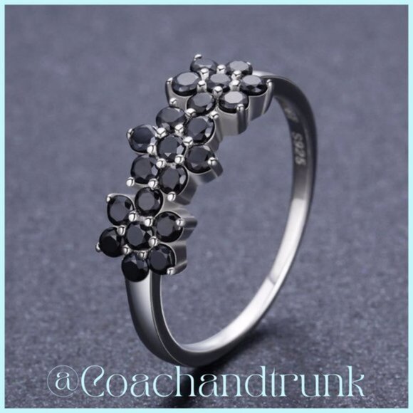 925 Sterling Silver Black Spinel Prong Set 3 Flower Band Ring Size 6 NWT - Picture 5 of 5